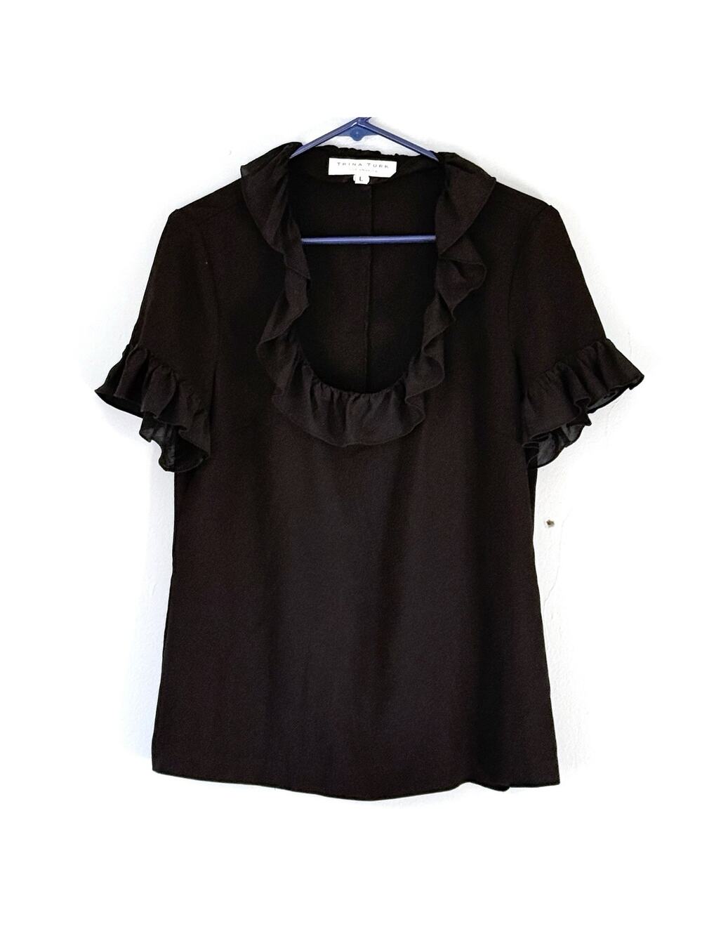 Trina Turk Black Blouse Large Short Sleeves Scoop Neck Ruffles Feminine Top